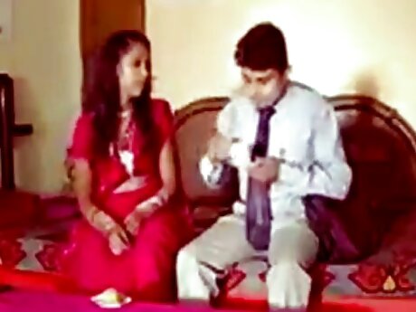 Pedas sayang Aaliyah Hadid mendapat anal kacau video bokep gudang di kantor