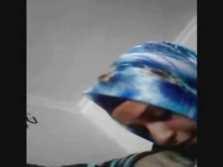 Alexa Grace mengambil air mani di wajahnya setelah bercinta gudang bokep bule